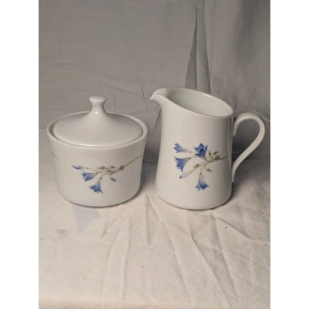 Corning Blue Bell Creamer and Sugar Bowl Set Vintage White Blue Floral 81-TY